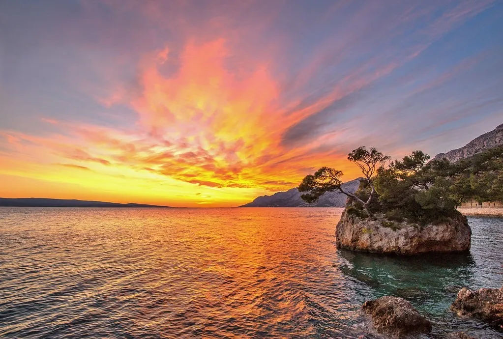 Sunset Boat Tour from Brela