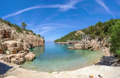Plaža Mala Stiniva