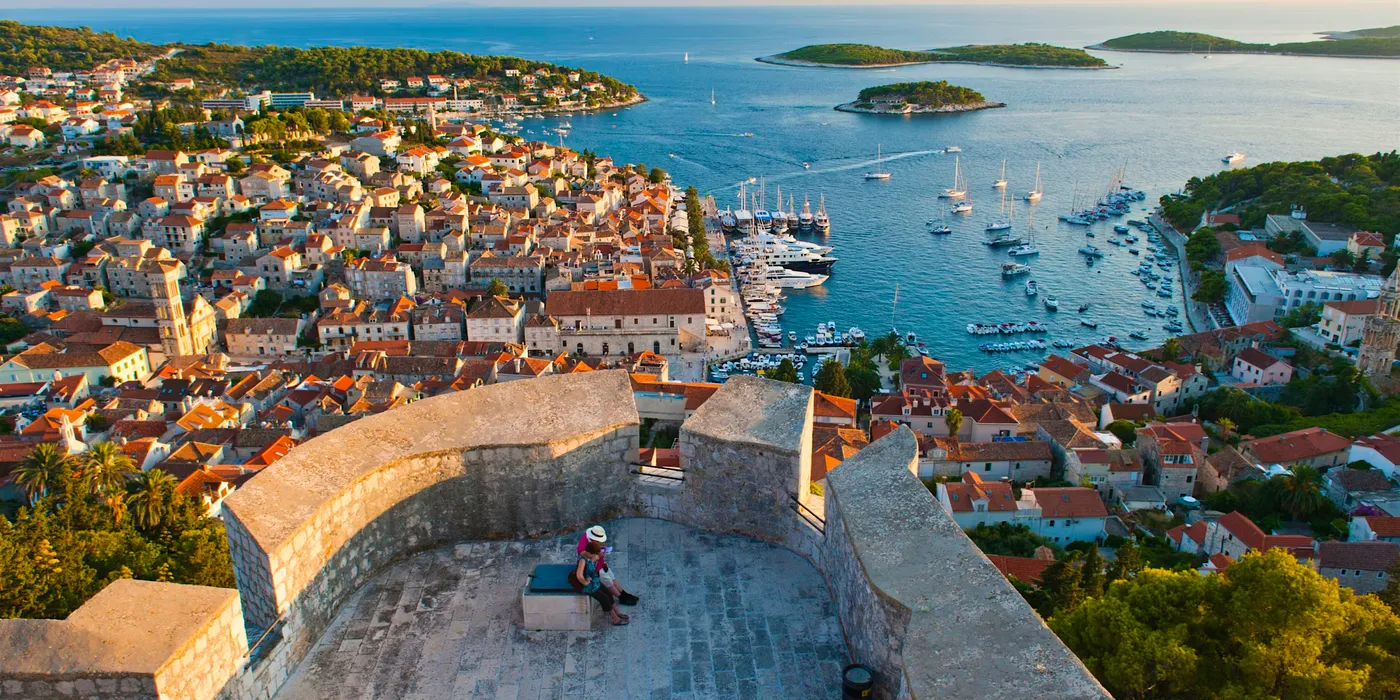 Private or Group Boat Tour? How to Choose